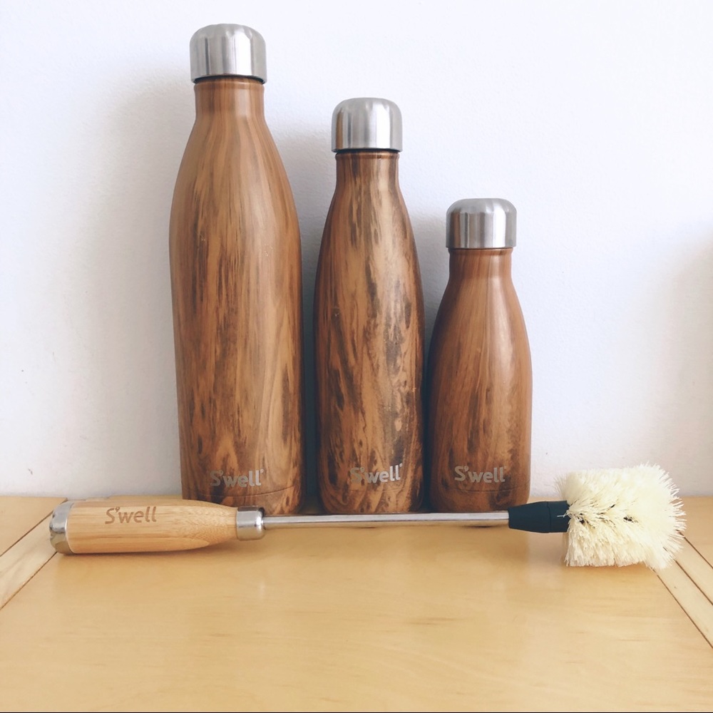 SWELL Teakwood 3 Bottles and Cleaning Brush Set